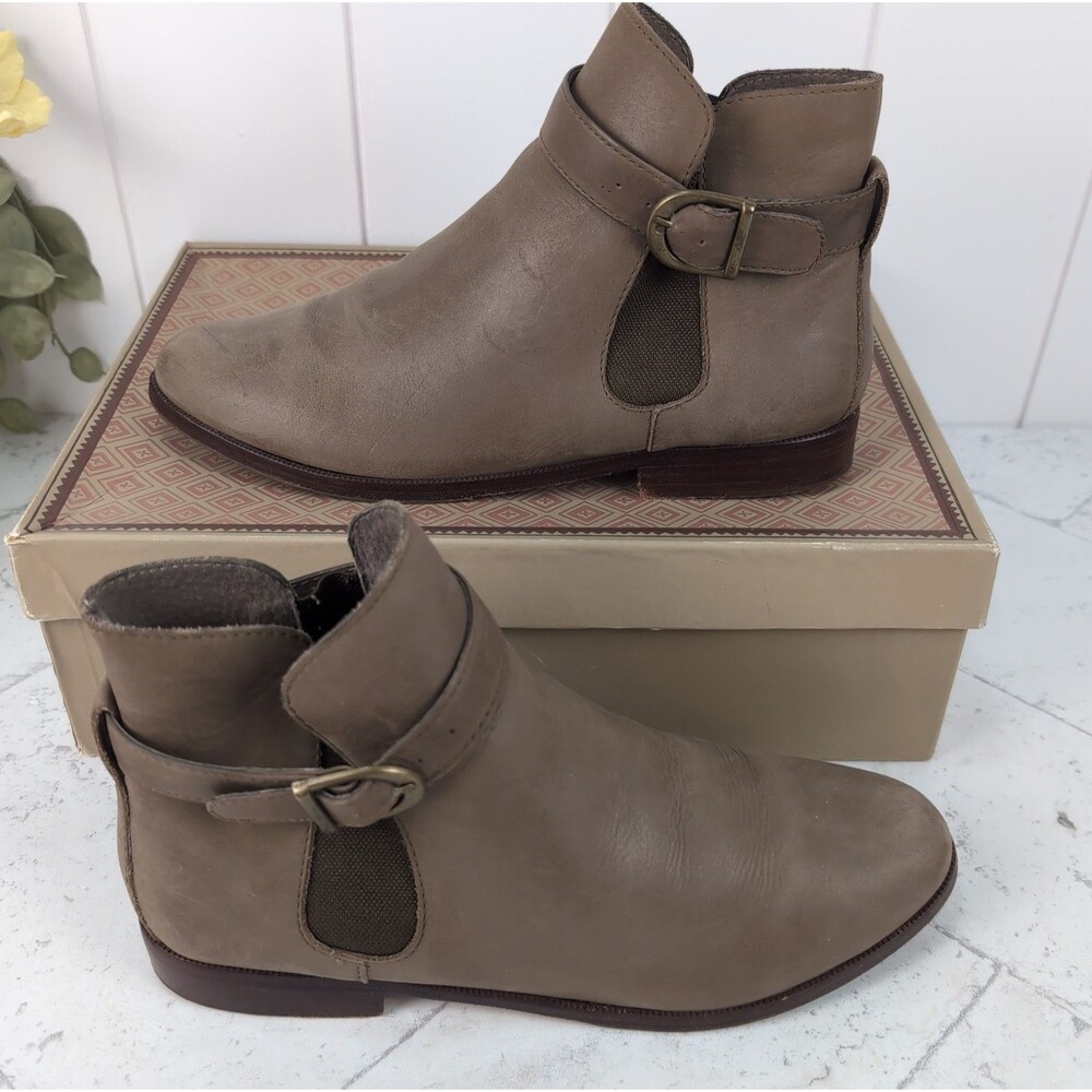 Banana Republic Jodhpur Ankle Boot Women's 7.5 B Brown Leather Flat Heel